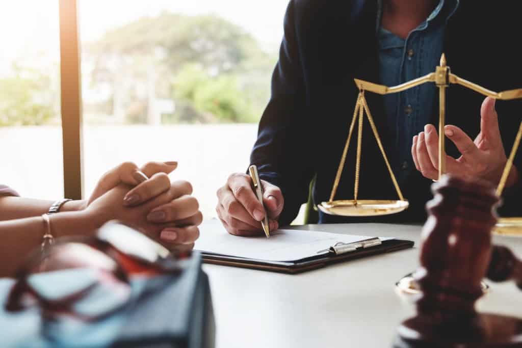Court Applications vs. Mediation: A Less Stressful Path with EH Mediation Canvey Island